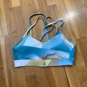 Reebok sports bra M